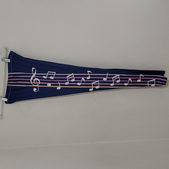 CALLIE LIVES Bluish purple musical note graphic leggings NWOT OS 2-12 NWOT - Picture 3 of 7